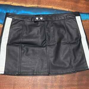 Wild Fable Black and White Mini Skirt